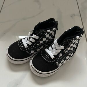Kids High-Top Checkerboard Sneakers in Black & White